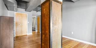 1101 WASHINGTON Avenue Gallery 17