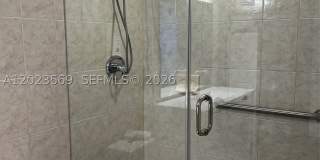 1400 Saint Charles Pl Gallery 5
