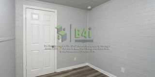 220 East Render Street Gallery 20