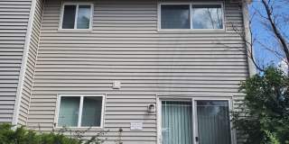 Townhome with 4 bedrooms, 2.5 bath Gallery 31