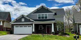 Modern 3 Bedroom Golf Course Home Gallery 1