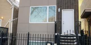 2050 North Hamlin Avenue Gallery 1