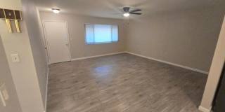 10601 W BOLIVAR Drive Gallery 4