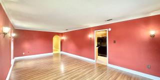 Viewable June 4th!  In-ground Pool!  Small Pets Accepted! Gallery 5