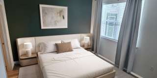 Lola Apartments Gallery 4