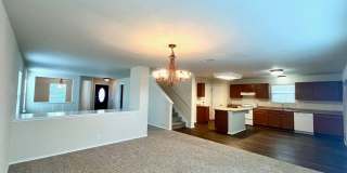 Large 3/2.5 ~ Conveniently located to JBSA Lackland and JBSA Kelly Field Annex ~ Move in Ready! Gallery 11
