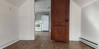 21 Sigourney Street Gallery 8