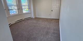 33 E 4TH Street Gallery 11