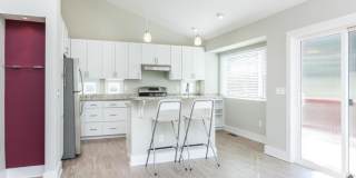 Modern Asheville Rental Gallery 5