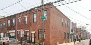 1930 WHARTON Street Gallery 26