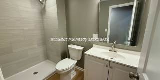 Large Updated 3 Bedroom/2 Bath Duplex in Lee's Summit Large Updated 3 Bedroom/2 Bath Duplex in Lee's Summit Gallery 16