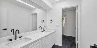412 LAVERGNE Avenue Gallery 22