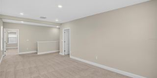 2546 WARREN ACRES Boulevard Gallery 37