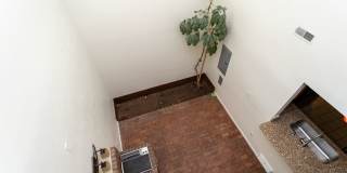 Beautifully Maintained Townhome with Fantastic Amenities Gallery 8