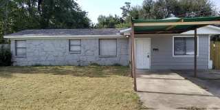 1841 Cherry Ln Gallery 1