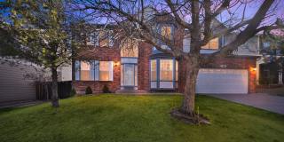 Spacious 5BR House in Aurora Gallery 1