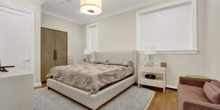 103 East Chestnut Street Gallery 27