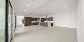 5718 Ashwood Cir W Gallery 25