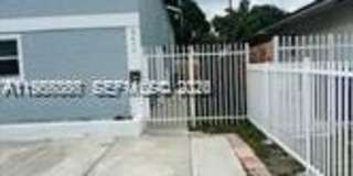 3677 SW 25th Terr Gallery 1