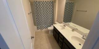 Room in 6 Bedroom Home at Agnew Dr Gallery 34