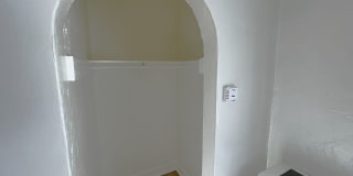 320 N. Ardmore Avenue Gallery 5