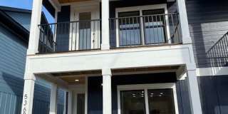 536 N Devilliers - B Gallery 1
