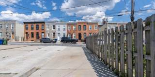 1825 LIGHT Street Gallery 12