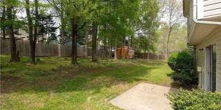 Room in 5 Bedroom Home at Feldspar Way Gallery 30