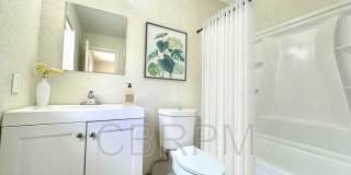 1105 52nd St Gallery 18