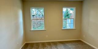 Elegant Townhome located in Ballantyne! Gallery 9