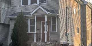 154 Maple Avenue Gallery 1