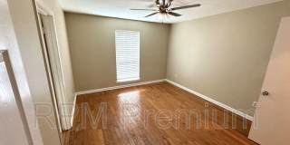 1027 Barrington Dr. Unit A Gallery 13