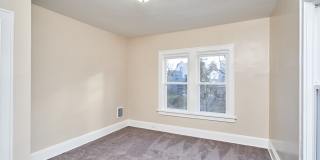 Large Firestone 4 Bed Brick Home Gallery 14