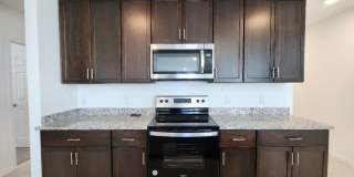 4-Bedroom, 2-Bathroom in Villamar/Winter Haven ***MOVE-IN SPECIAL/50% OFF 2ND MONTH*** Gallery 11