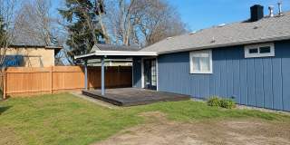 Renovated 3-Bedroom Home with Fenced Yard, Fireplace & In-Unit Laundry Renovated 3-Bedroom Home with Fenced Yard, Fireplace & In-Unit Laundry Gallery 14