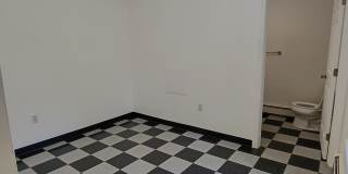 138 Laurel Hill Avenue Gallery 17