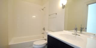 4701 McPherson Gallery 18