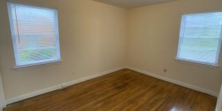 105 E Glenwood Dr Gallery 8