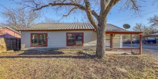 1006 E Dodge Street Gallery 1