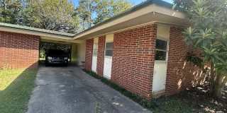 1911 South Riverview Circle - 1 Gallery 1