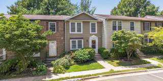7973 TYSON OAKS Circle Gallery 48