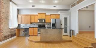 50 Barnard Street unit: 203 Gallery 8