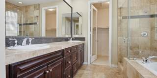 Beautiful 4 bedroom, 4.5 bathroom Home in the Varadero Community Beautiful 4 bedroom, 4.5 bathroom Home in the Varadero Community Gallery 33