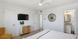 Scottsdale Oasis Ready for July move-in! Gallery 20