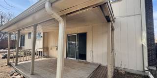 Beautiful 5 bedroom 2.5 bathroom home available NOW!!! Gallery 27