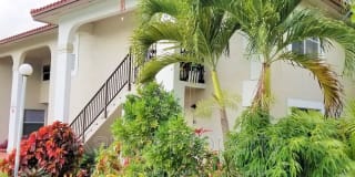 11423 NW 35 St Gallery 1