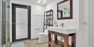 7521 SW 63rd Ct Gallery 26