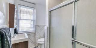 14 N Vassar Square Gallery 21