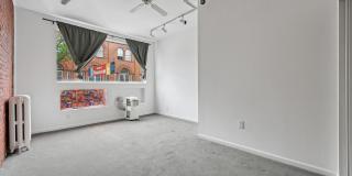 4355 MAIN Street Gallery 12