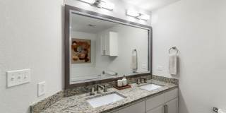 Cortland MacArthur Gallery 8